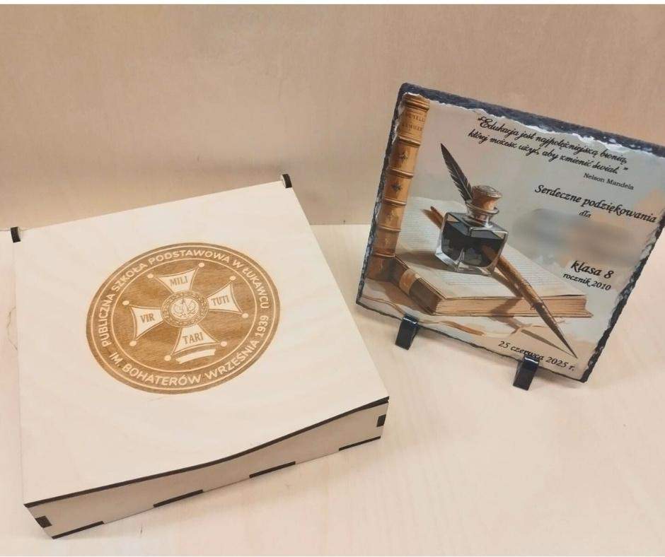 Podziękowanie na kamieniu (fotogranit) + skrzyneczka drewniana z grawerem 3